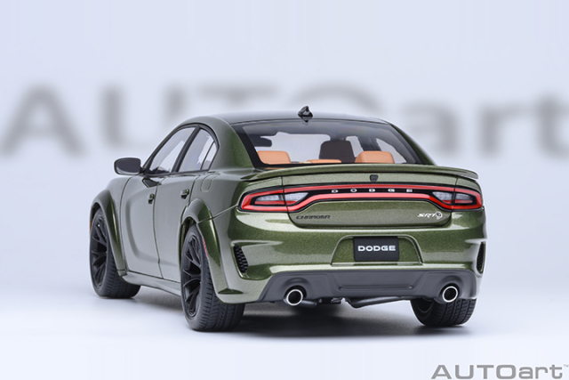 71752 1/18 DODGE CHARGER SRT HELLCAT REDEYE JAILBREAK (F8 GREEN)