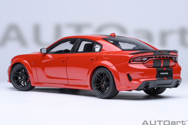 71759 1/18 DODGE CHARGER SCAT PACK WIDEBODY (TORRED)