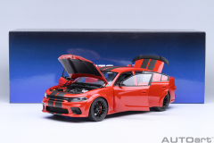 71759 1/18 DODGE CHARGER SCAT PACK WIDEBODY (TORRED)