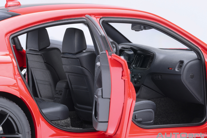 71759 1/18 DODGE CHARGER SCAT PACK WIDEBODY (TORRED)