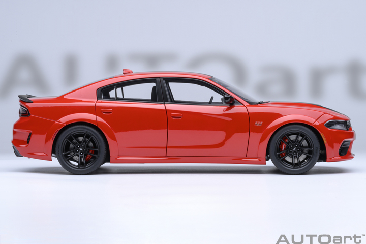 71759 1/18 DODGE CHARGER SCAT PACK WIDEBODY (TORRED)