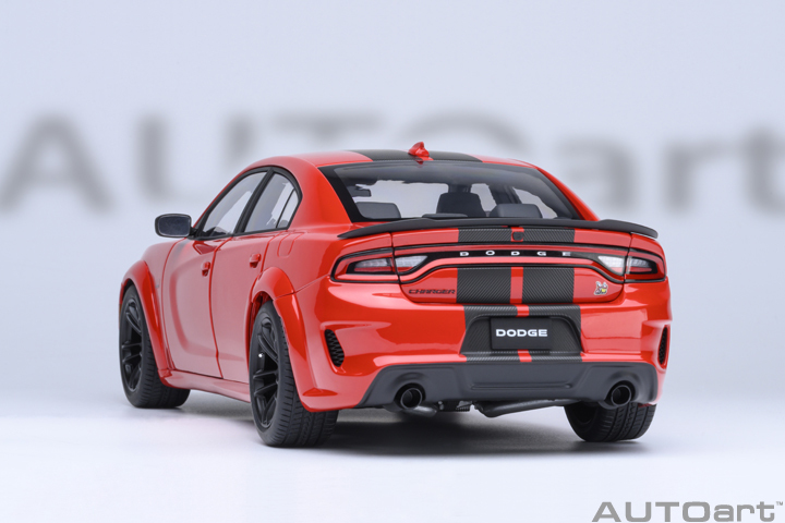 71759 1/18 DODGE CHARGER SCAT PACK WIDEBODY (TORRED)