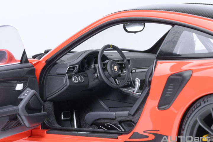 78177 1/18 PORSCHE 911 (991.2) GT3 RS WEISSACH PACKAGE ( LAVA ORANGE )