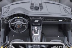 78178 1/18 PORSCHE 911 (991.2) GT3 RS WEISSACH PACKAGE ( RACING YELLOW )