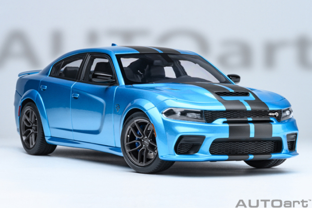 71753 1/18 DODGE CHARGER SRT HELLCAT REDEYE JAILBREAK (B5 BLUE)