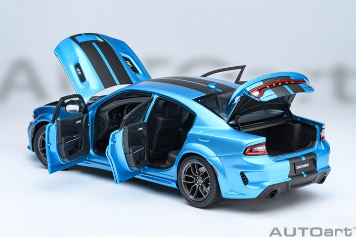 71753 1/18 DODGE CHARGER SRT HELLCAT REDEYE JAILBREAK (B5 BLUE)