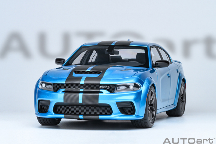 71753 1/18 DODGE CHARGER SRT HELLCAT REDEYE JAILBREAK (B5 BLUE)