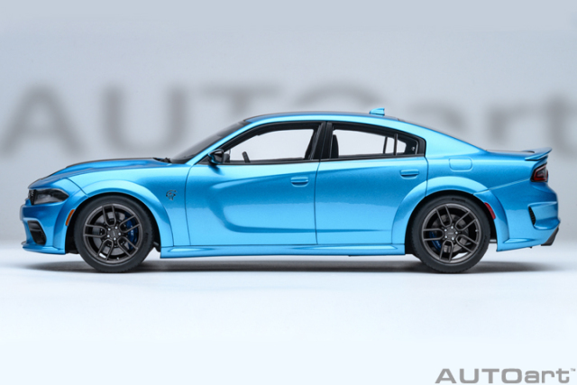 71753 1/18 DODGE CHARGER SRT HELLCAT REDEYE JAILBREAK (B5 BLUE)