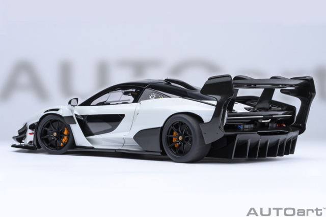 81953 1/18 McLAREN SENNA GTR (SILICA WHITE)