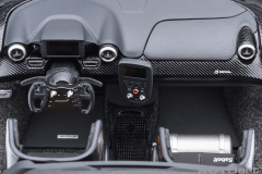 81953 1/18 McLAREN SENNA GTR (SILICA WHITE)