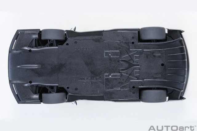 81953 1/18 McLAREN SENNA GTR (SILICA WHITE)