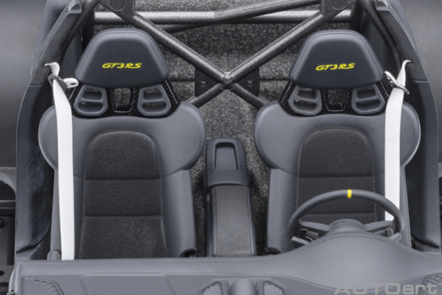 78180 1/18 PORSCHE 911 (991.2) GT3 RS ( CRAYON )