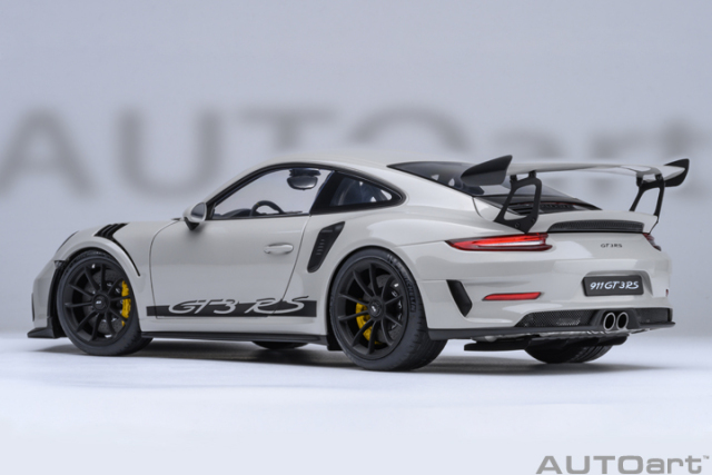 78180 1/18 PORSCHE 911 (991.2) GT3 RS ( CRAYON )