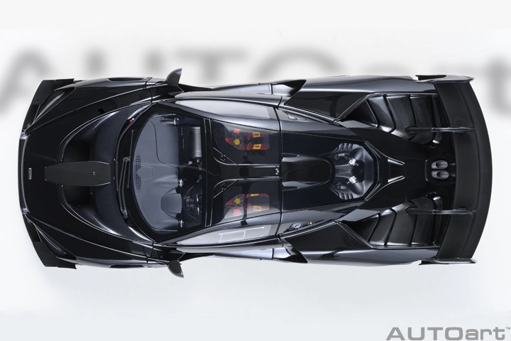 81954 1/18 McLAREN SENNA GTR (ONYX BLACK)