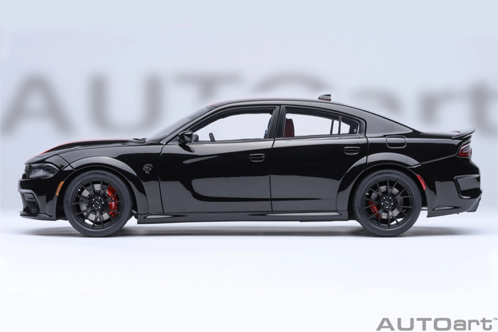 71754 1/18 DODGE CHARGER SRT HELLCAT REDEYE JAILBREAK (PITCH BLACK)