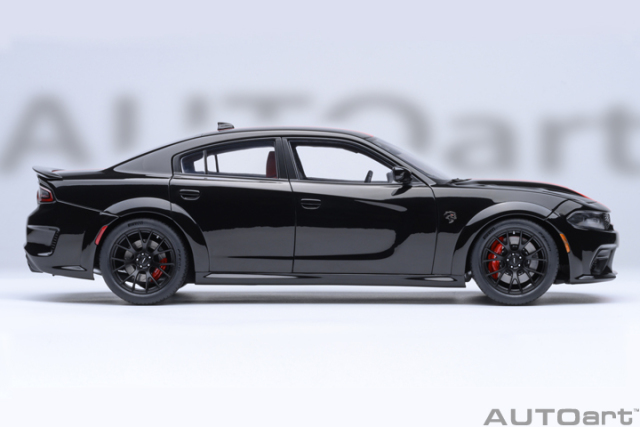 71754 1/18 DODGE CHARGER SRT HELLCAT REDEYE JAILBREAK (PITCH BLACK)
