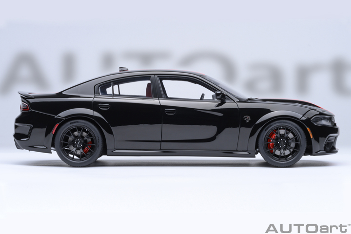 71754 1/18 DODGE CHARGER SRT HELLCAT REDEYE JAILBREAK (PITCH BLACK)