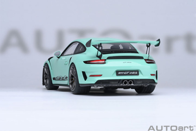 78181 1/18 PORSCHE 911 (991.2) GT3 RS ( MINT GREEN )