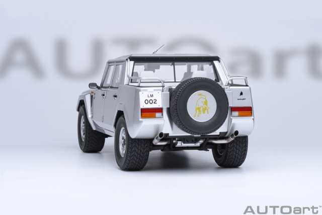 74553 1/18 LAMBORGHINI LM002 (ARGENTO/METALLIC SILVER)