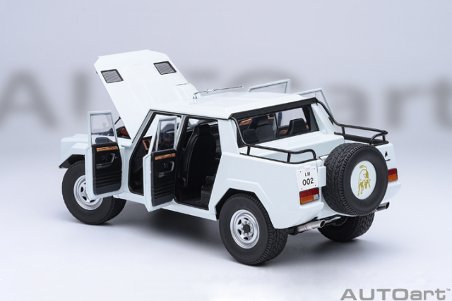 74549 1/18 LAMBORGHINI LM002 (BIANCO POLO PARK/WHITE)
