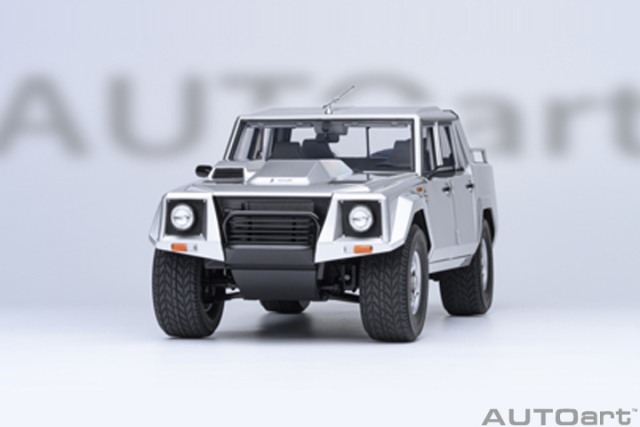 74553 1/18 LAMBORGHINI LM002 (ARGENTO/METALLIC SILVER)