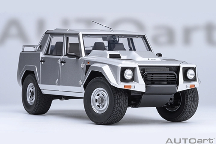 74553 1/18 LAMBORGHINI LM002 (ARGENTO/METALLIC SILVER)