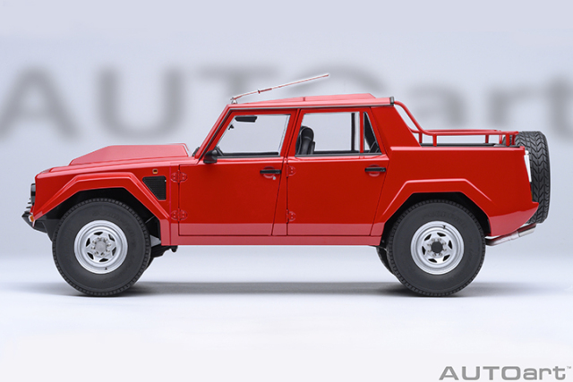 74551 1/18 LAMBORGHINI LM002 (ROSSO SIVIGLIA/RED)