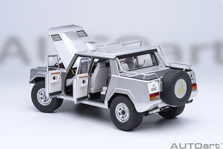 74553 1/18 LAMBORGHINI LM002 (ARGENTO/METALLIC SILVER)