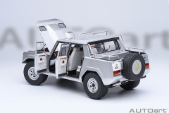 74553 1/18 LAMBORGHINI LM002 (ARGENTO/METALLIC SILVER)