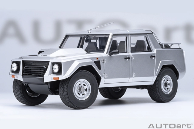 74553 1/18 LAMBORGHINI LM002 (ARGENTO/METALLIC SILVER)