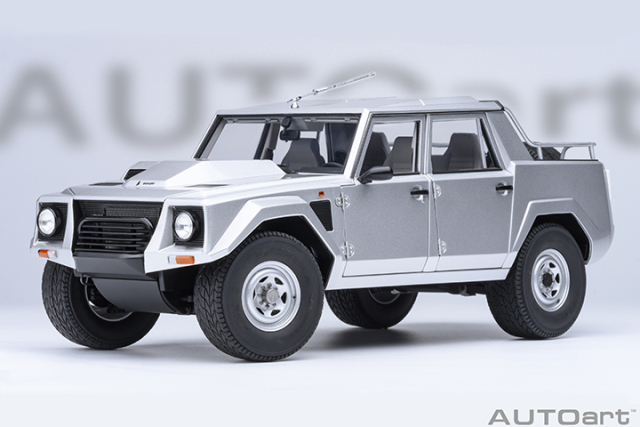 74553 1/18 LAMBORGHINI LM002 (ARGENTO/METALLIC SILVER)