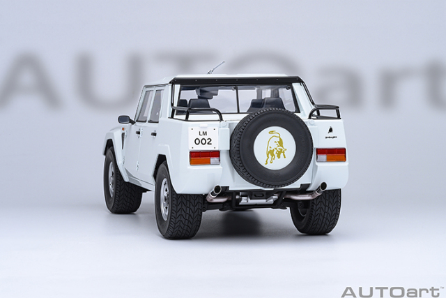 74549 1/18 LAMBORGHINI LM002 (BIANCO POLO PARK/WHITE)