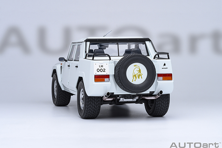 74549 1/18 LAMBORGHINI LM002 (BIANCO POLO PARK/WHITE)