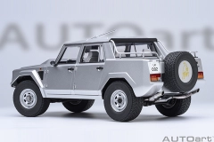 74553 1/18 LAMBORGHINI LM002 (ARGENTO/METALLIC SILVER)