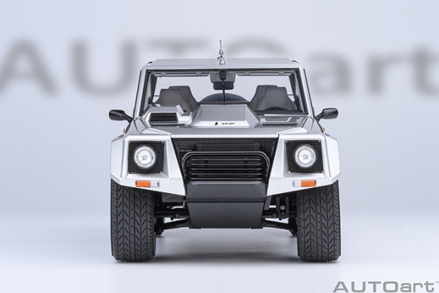 74553 1/18 LAMBORGHINI LM002 (ARGENTO/METALLIC SILVER)