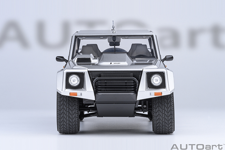 74553 1/18 LAMBORGHINI LM002 (ARGENTO/METALLIC SILVER)