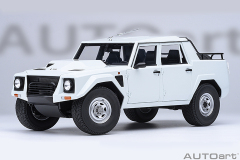 74549 1/18 LAMBORGHINI LM002 (BIANCO POLO PARK/WHITE)