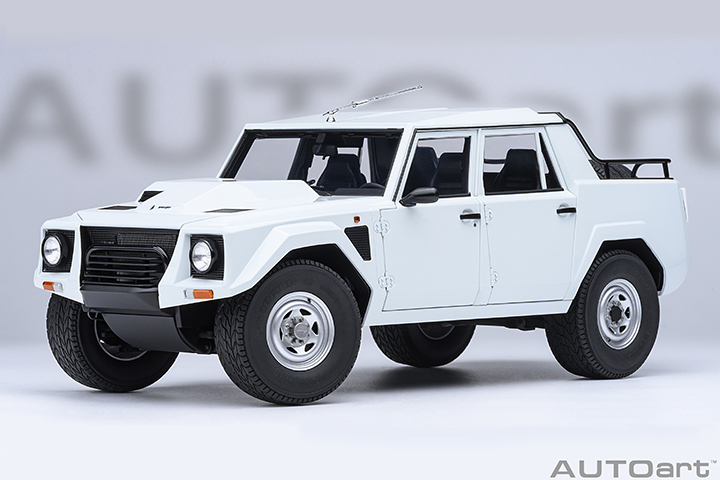 74549 1/18 LAMBORGHINI LM002 (BIANCO POLO PARK/WHITE)