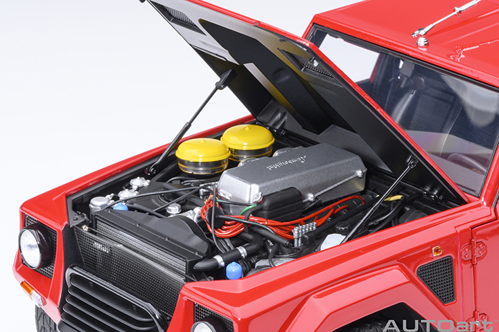 74551 1/18 LAMBORGHINI LM002 (ROSSO SIVIGLIA/RED)
