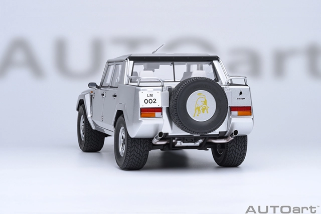 74553 1/18 LAMBORGHINI LM002 (ARGENTO/METALLIC SILVER)