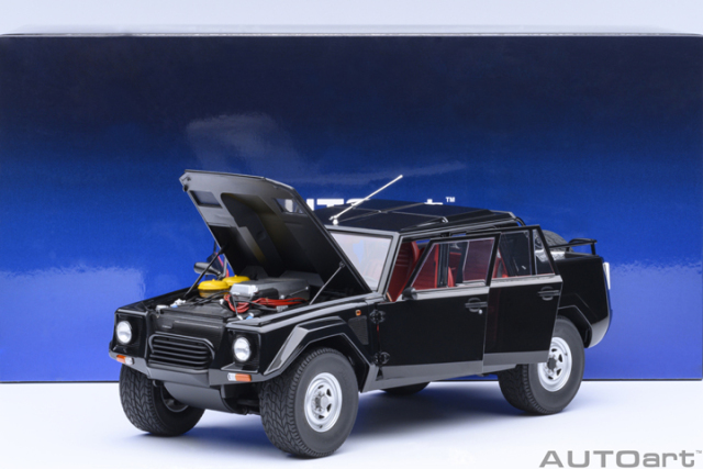 74550 1/18 LAMBORGHINI LM002 (NERO TENEBRE/BLACK)