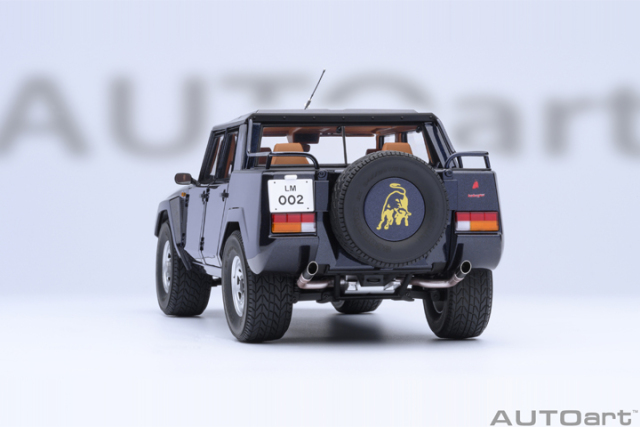 74552 1/18 LAMBORGHINI LM002 (BLU ACAPULCO METALLIC/METALLIC BLUE)