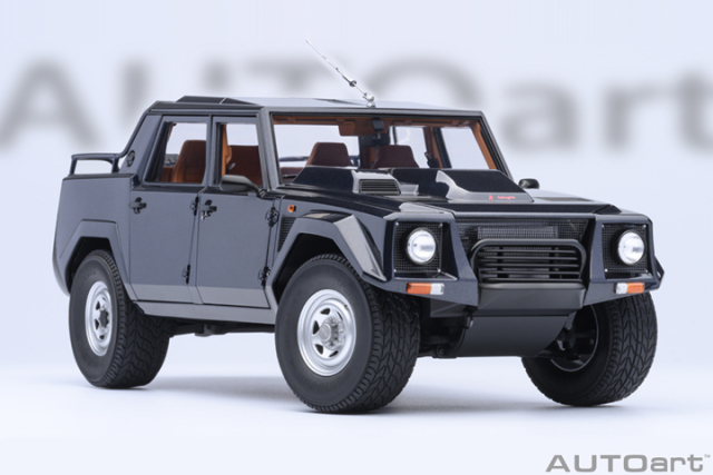 74552 1/18 LAMBORGHINI LM002 (BLU ACAPULCO METALLIC/METALLIC BLUE)