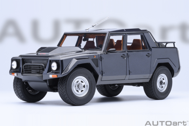 74552 1/18 LAMBORGHINI LM002 (BLU ACAPULCO METALLIC/METALLIC BLUE)