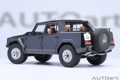 74552 1/18 LAMBORGHINI LM002 (BLU ACAPULCO METALLIC/METALLIC BLUE)