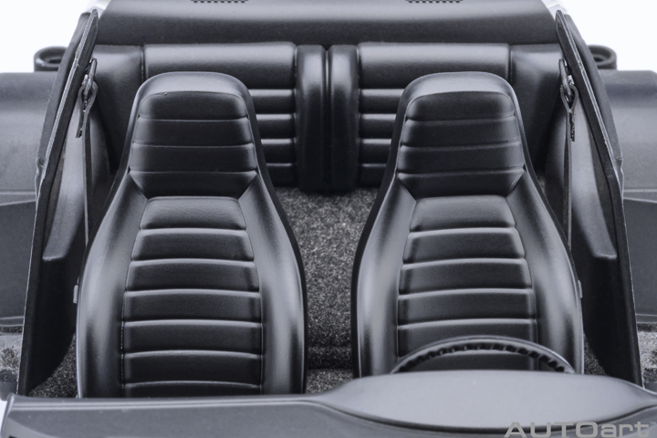 78110 1/18 PORSCHE 911(930) TURBO 3.0 (SILVER)