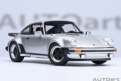 78110 1/18 PORSCHE 911(930) TURBO 3.0 (SILVER)