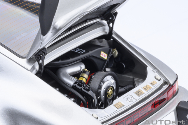 78110 1/18 PORSCHE 911(930) TURBO 3.0 (SILVER)