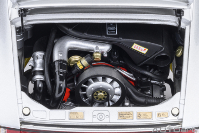 78110 1/18 PORSCHE 911(930) TURBO 3.0 (SILVER)