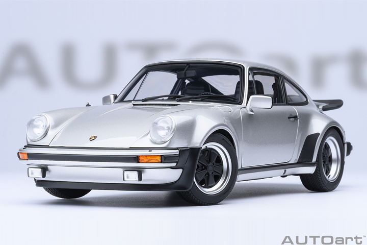 78110 1/18 PORSCHE 911(930) TURBO 3.0 (SILVER)